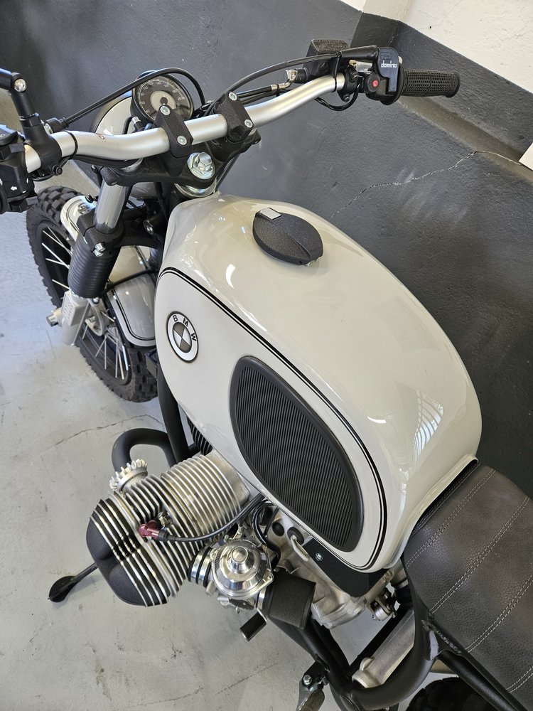 Illustration de BMW R 100GS